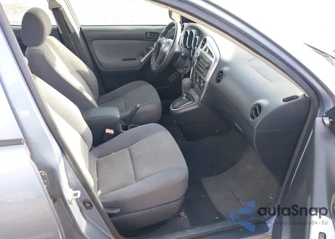 2005 Toyota Matrix z USA, uszkodzony, nr VIN 2T1LR32E85C339440